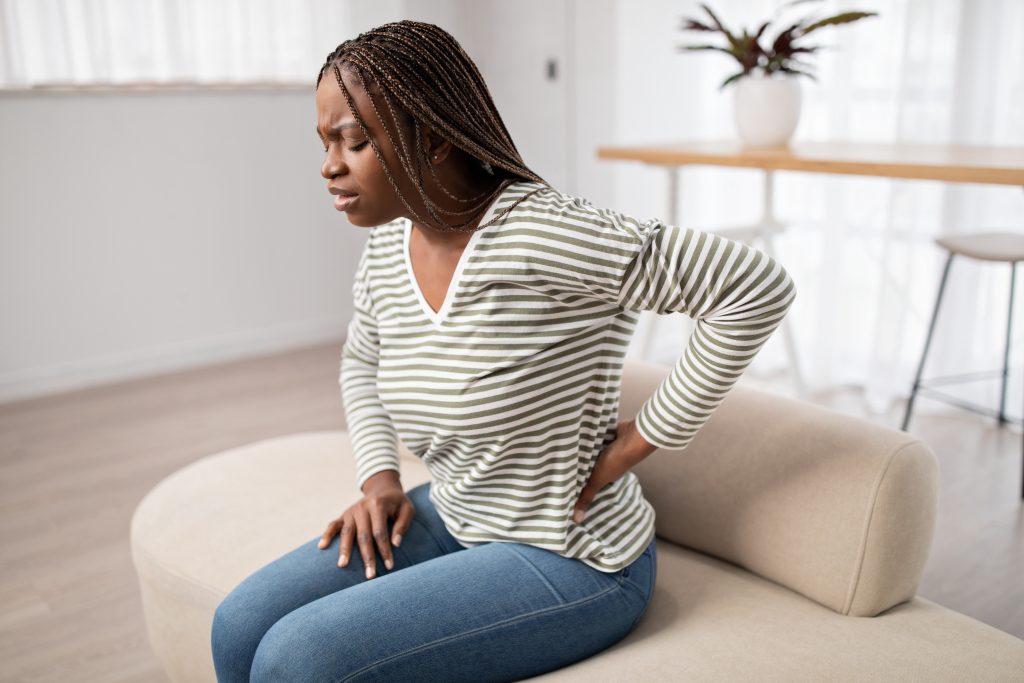 Comment préserver son dos quand on travaille en soins à domicile ?